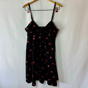 Forever 21+ Plus 1X Black Red Lip Print Skater Dress Front Bow Detail